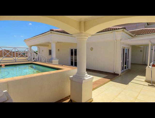4 BEDROOM APARTMENT FOR SALE IN LA LUCIA